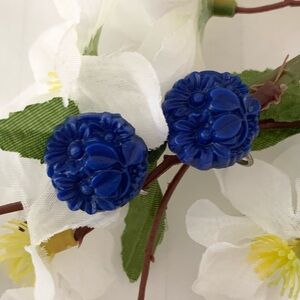 Vintage Earrings Mid Century Floral Screw Back